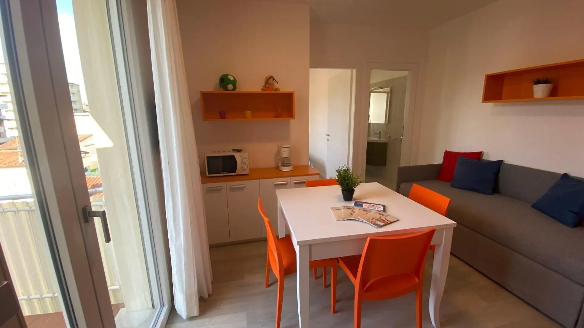 Apartment Antonella-3 By Interhome Μπιμπιόνε
